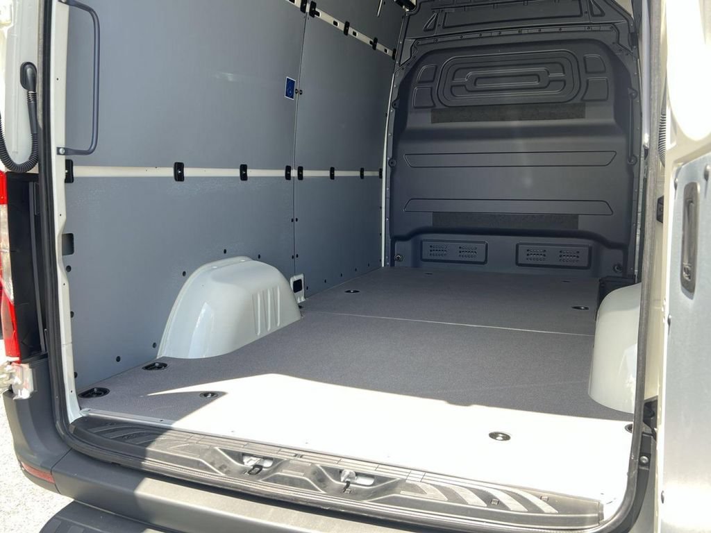 Certified 2025 Mercedes-Benz Sprinter 2500 image 25