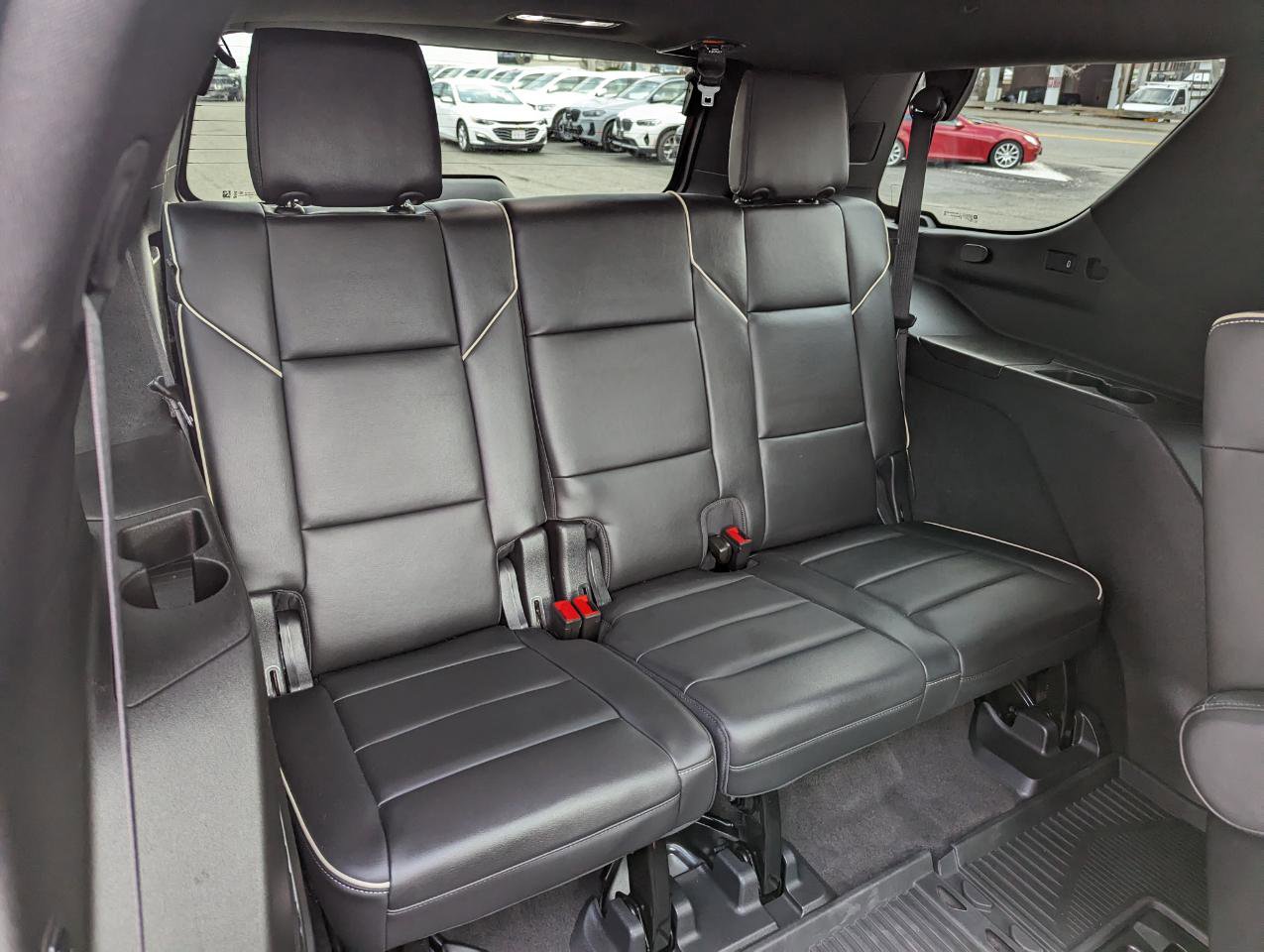 Used 2022 Cadillac Escalade Premium Luxury RWD image 41