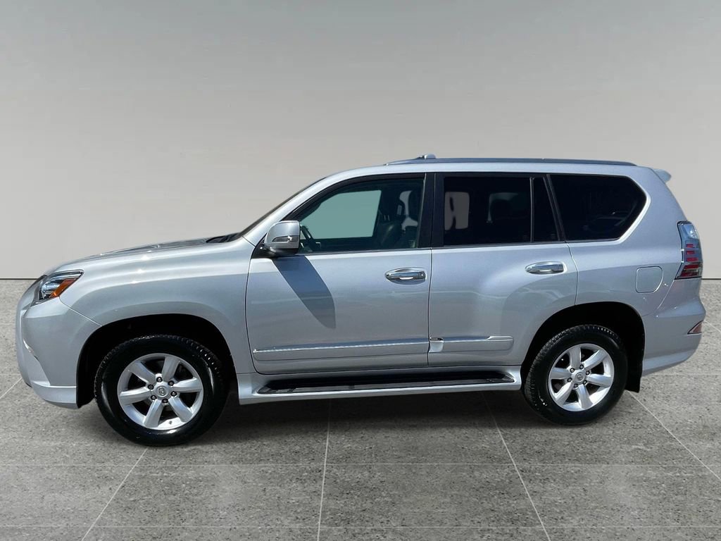 Used 2014 Lexus GX 460 image 2