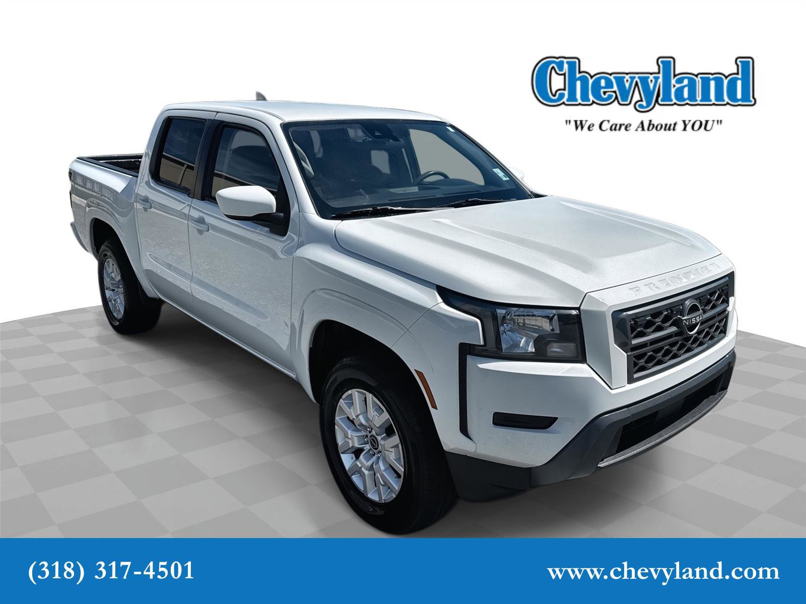 Used 2022 Nissan Frontier SV image 1
