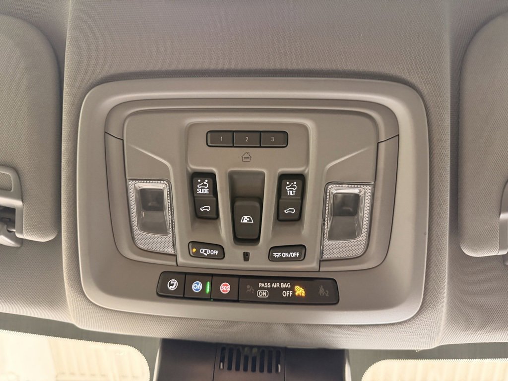 Used 2024 Chevrolet Silverado 2500 LT w/ Midnight Edition image 54