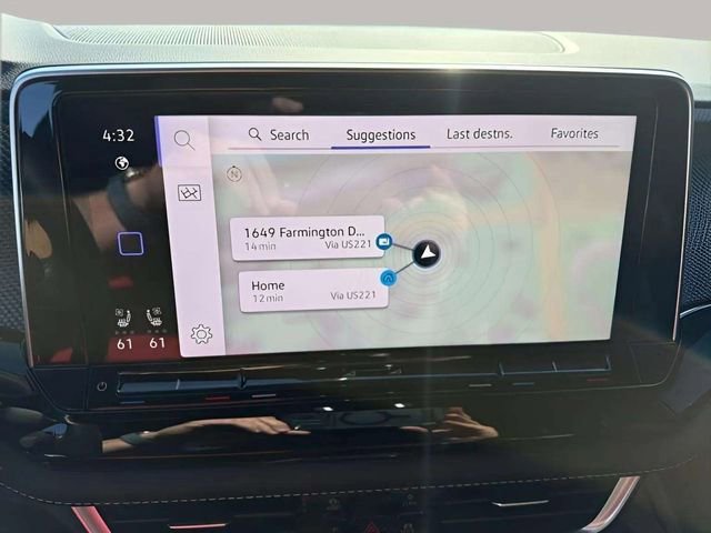 Used 2024 Volkswagen Atlas Cross Sport SEL R-Line image 19