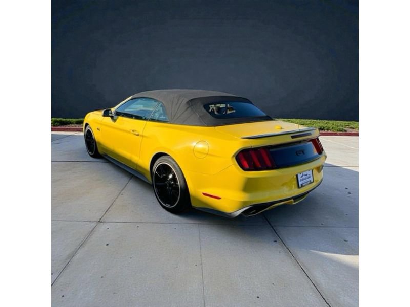 Used 2017 Ford Mustang GT Premium w/ Equipment Group 401A image 8