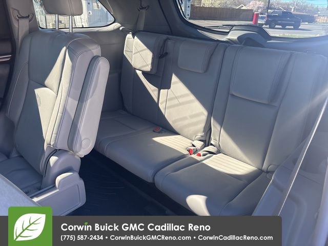 Used 2015 Toyota Highlander Limited w/ Driver Technology Package image 28