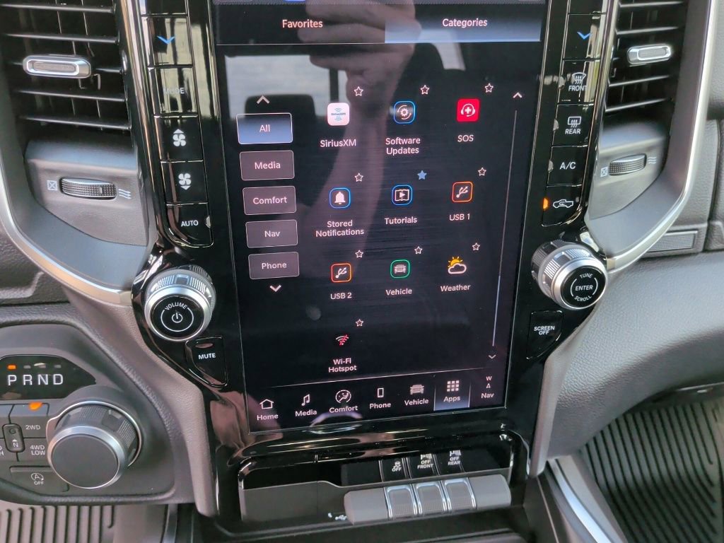New 2026 RAM 1500 4x4 Crew Cab image 28
