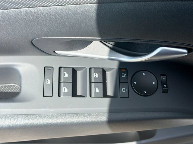New 2026 Hyundai Santa Cruz SE FWD image 17