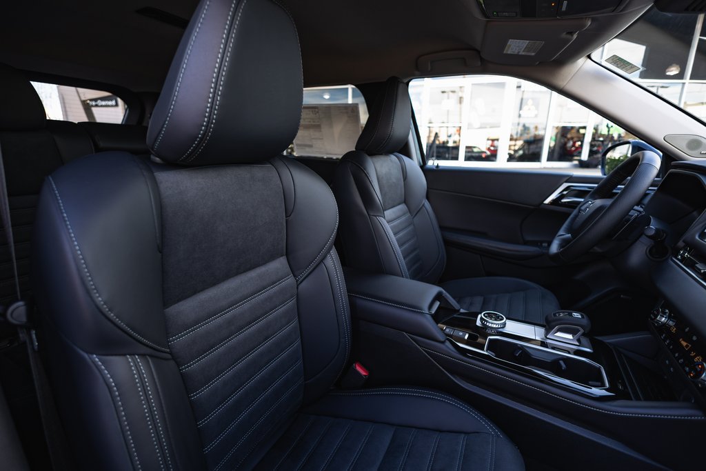 New 2026 Mitsubishi Outlander SE AWD/4WD image 32