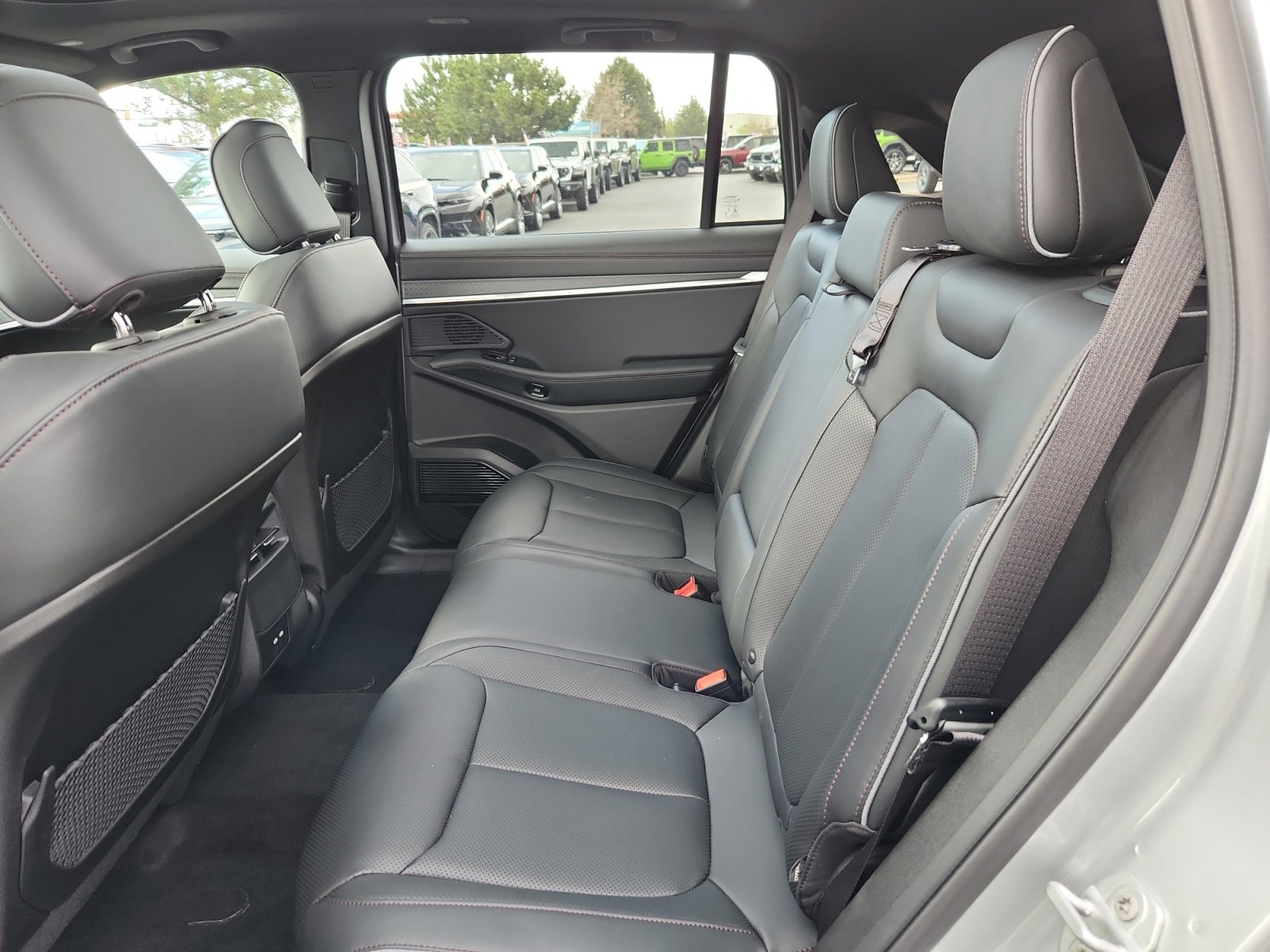 New 2025 Jeep Wagoneer S Limited image 17