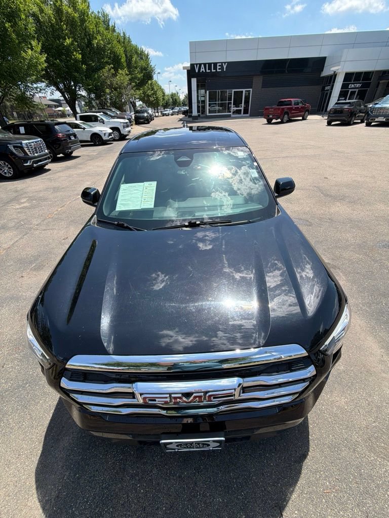Used 2025 GMC Terrain Elevation AWD/4WD image 17