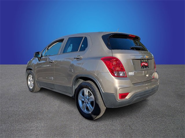 Used 2021 Chevrolet Trax LS w/ Tint and Cruise Package image 3