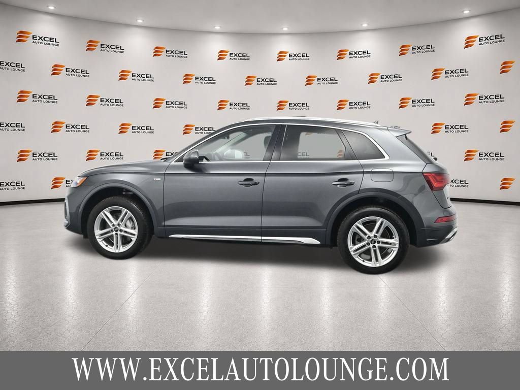 Used 2021 Audi Q5 e Premium Plus w/ Premium Plus Package AWD/4WD image 2