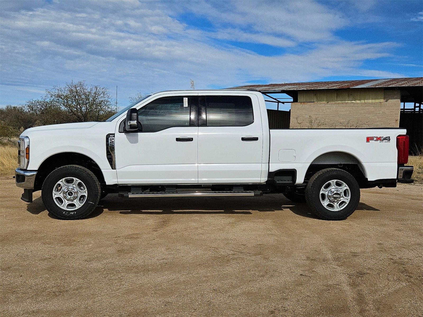 New 2026 Ford F250 XLT w/ FX4 Off-Road Package image 9