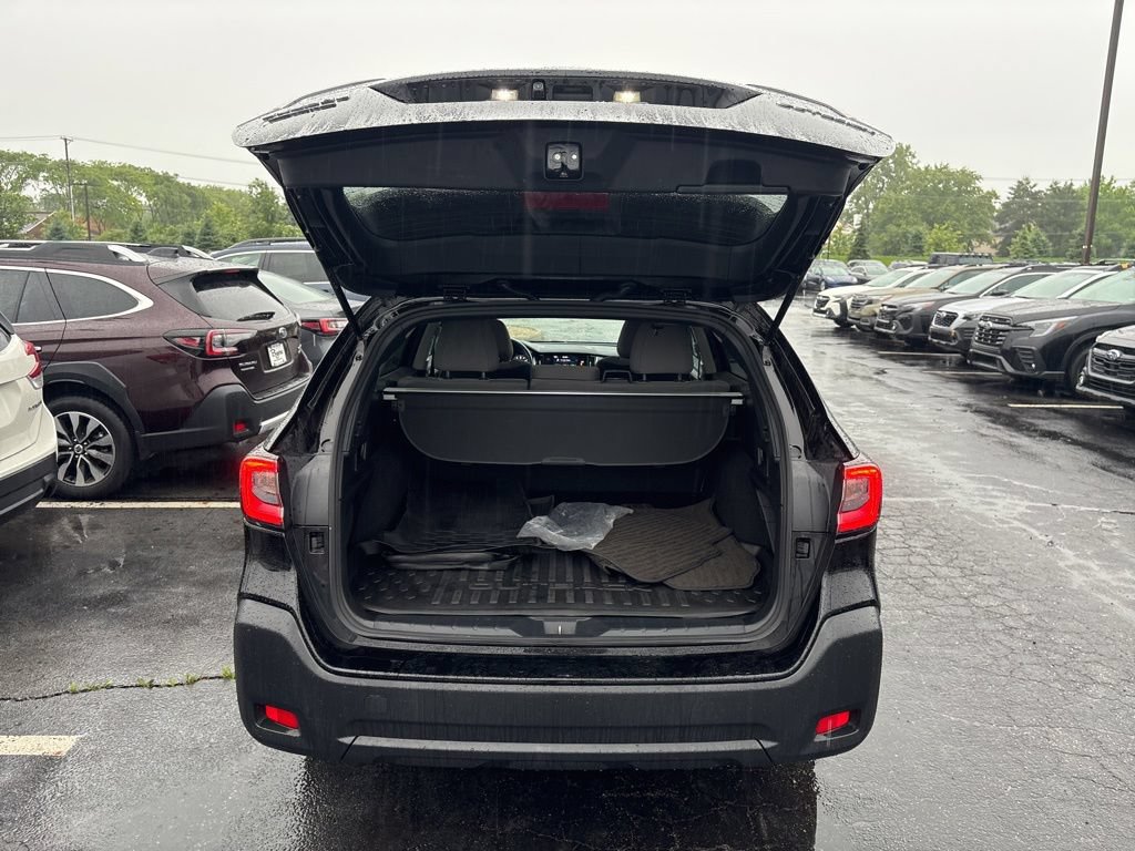 Certified 2024 Subaru Outback Premium AWD/4WD image 8