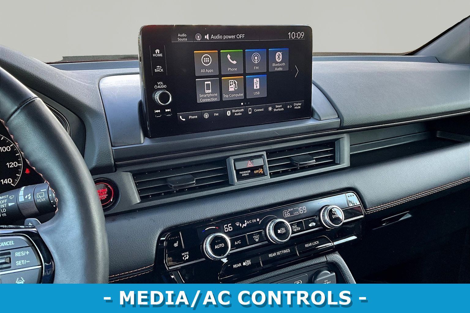 Used 2025 Honda Pilot TrailSport image 9