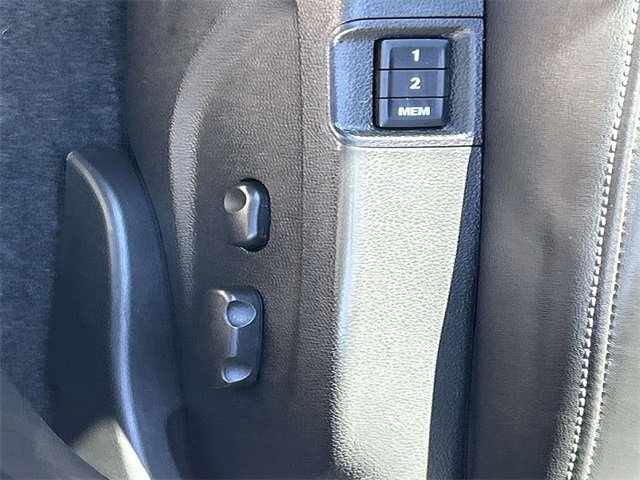 Used 2014 Buick Encore Premium image 16