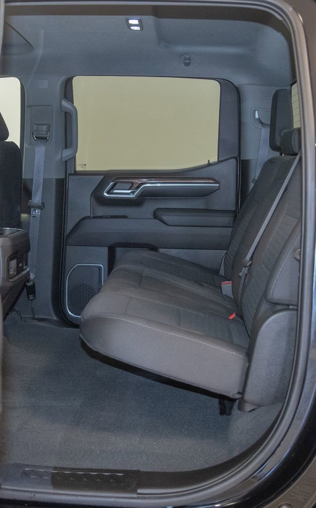 Used 2023 Chevrolet Silverado 1500 LT Trail Boss image 4