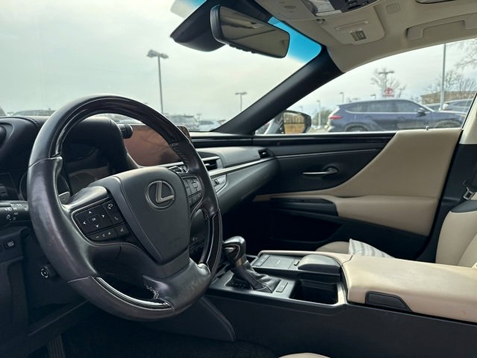 Used 2020 Lexus ES 350 w/ Premium Package image 8