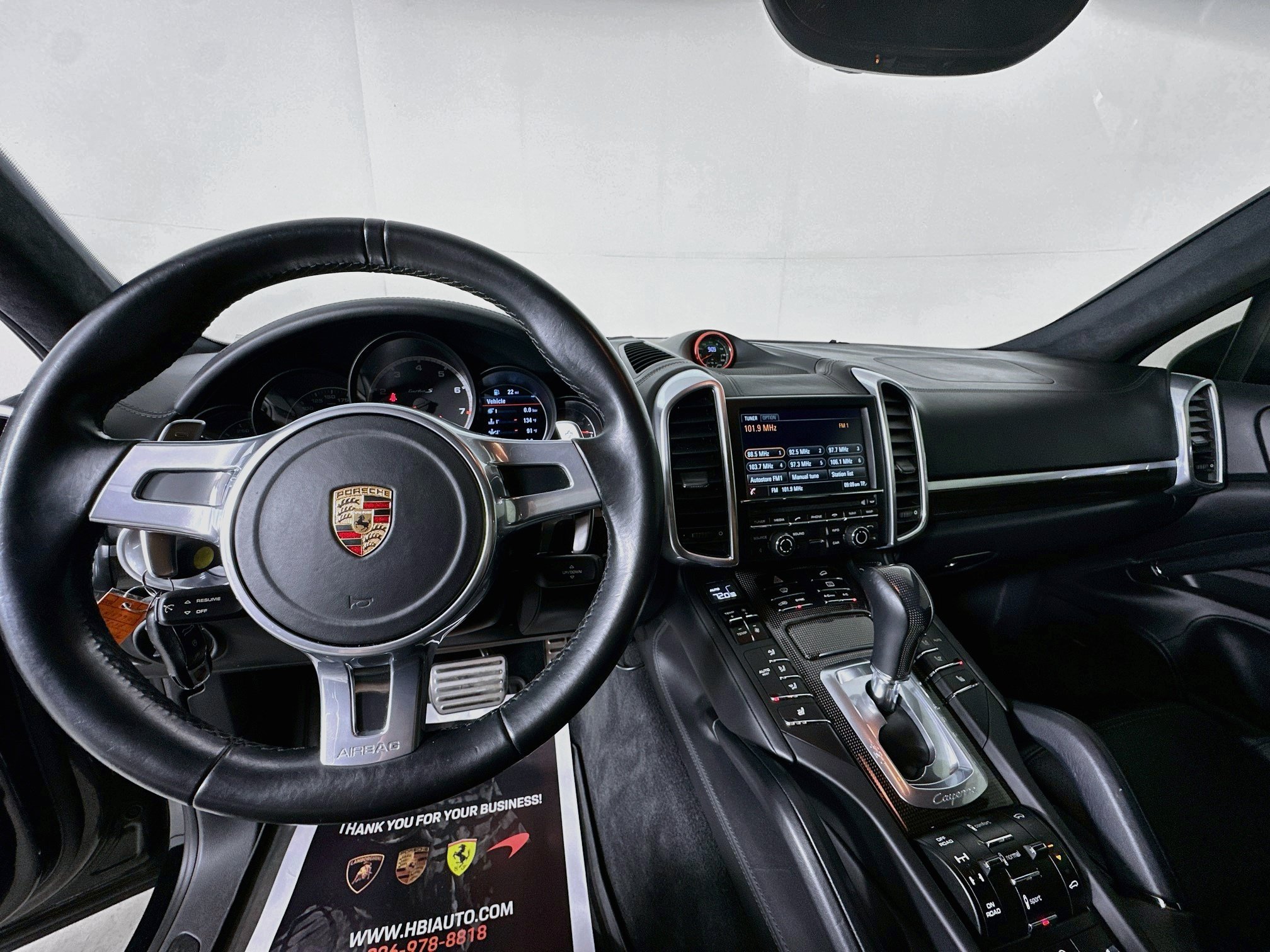 Used 2014 Porsche Cayenne Turbo S AWD/4WD image 16