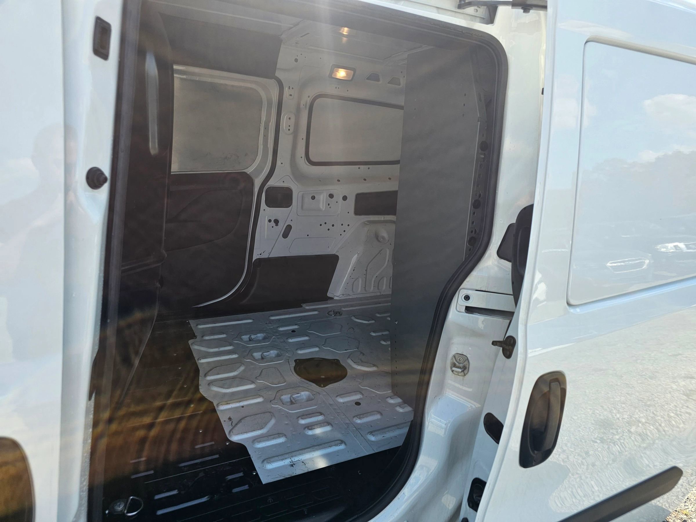 Used 2022 RAM ProMaster City Tradesman image 6