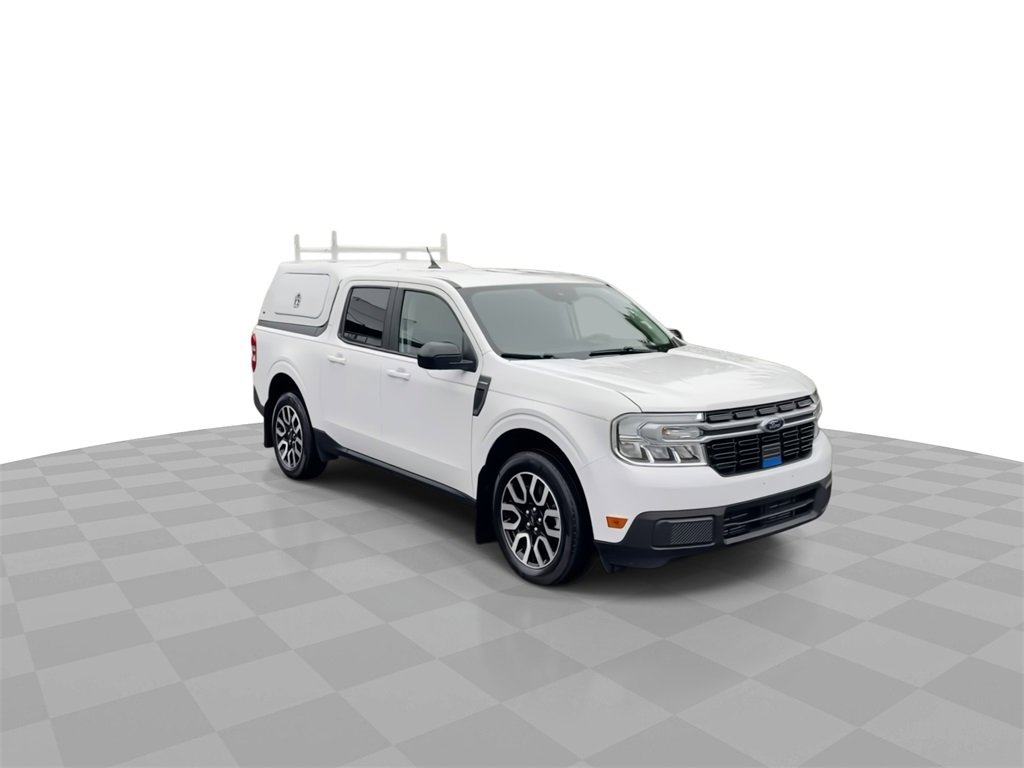 Used 2024 Ford Maverick Lariat w/ 4K Tow Package image 2