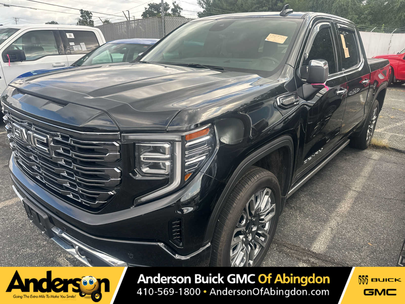 Used 2025 GMC Sierra 1500 Denali Ultimate AWD/4WD image 1