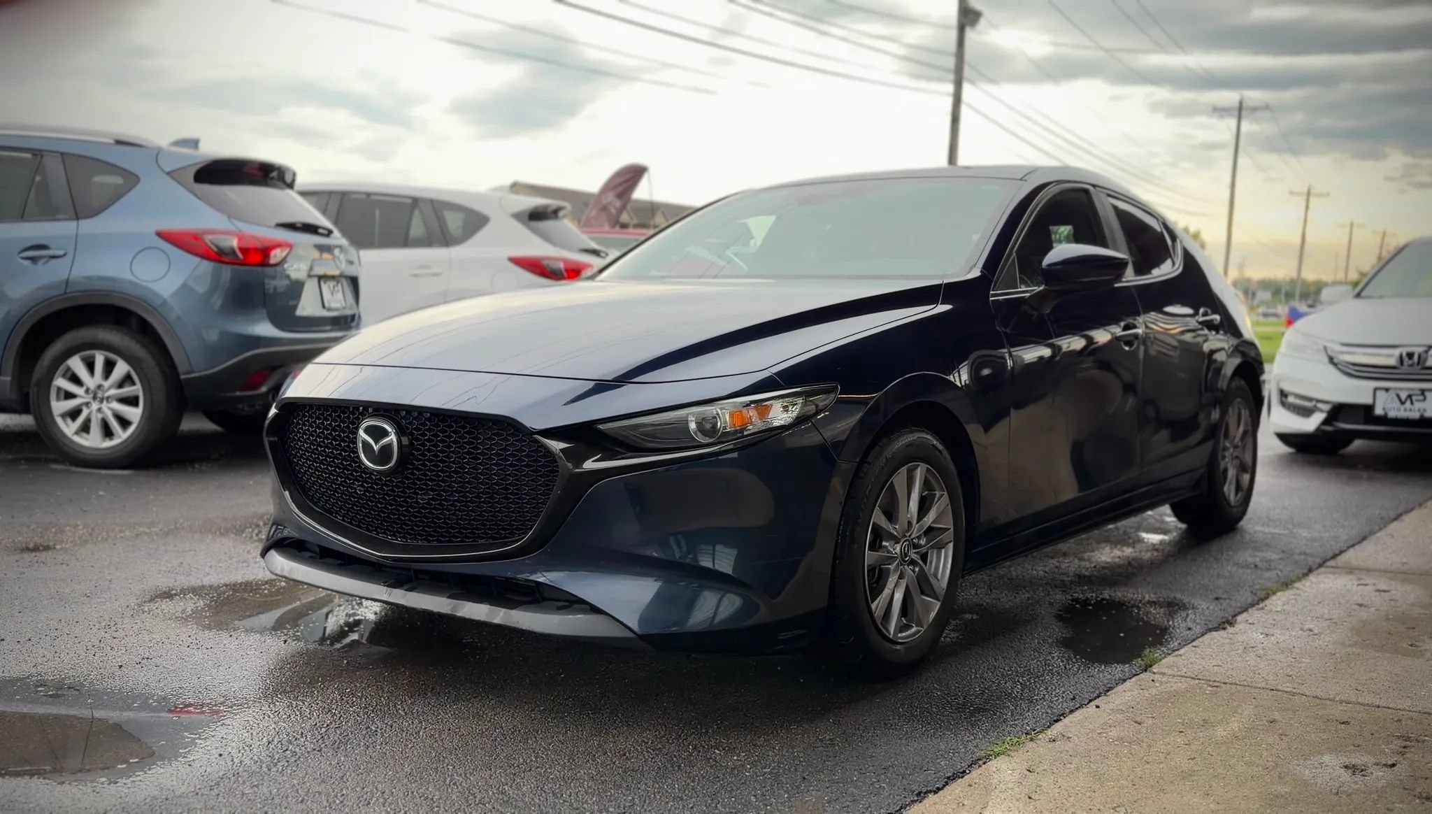 Used 2019 MAZDA MAZDA3 AWD Hatchback image 5