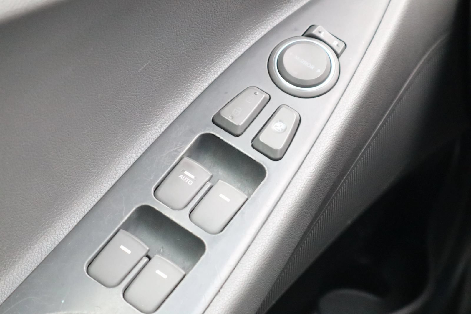 Used 2012 Hyundai Sonata GLS FWD image 27