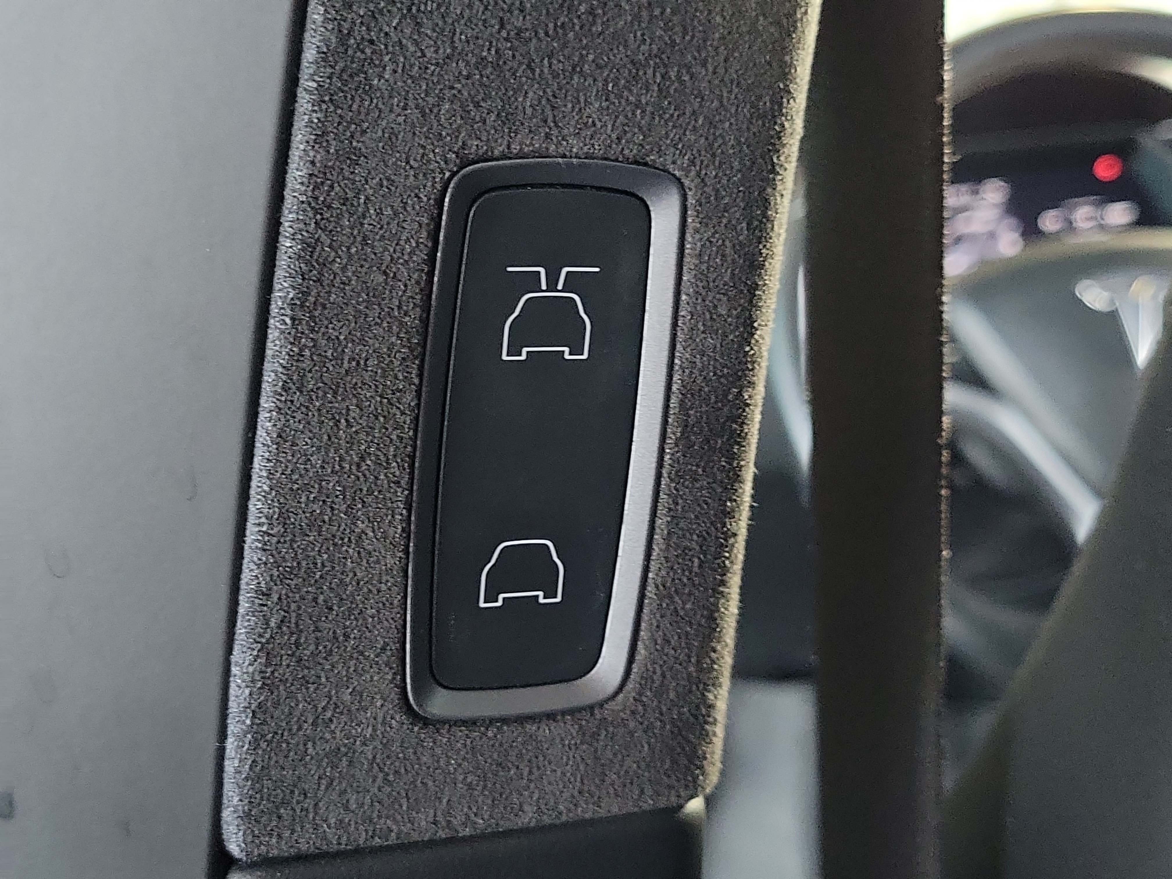 Used 2020 Tesla Model X Performance AWD/4WD image 10