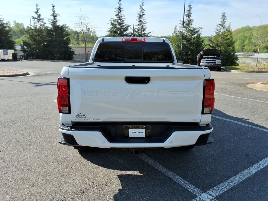 Certified 2024 Chevrolet Colorado LT w/ LT Convenience Package II image 6