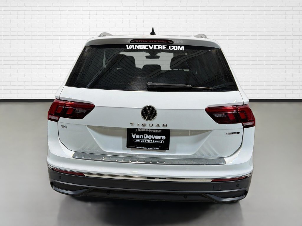 Used 2022 Volkswagen Tiguan SE AWD/4WD image 8