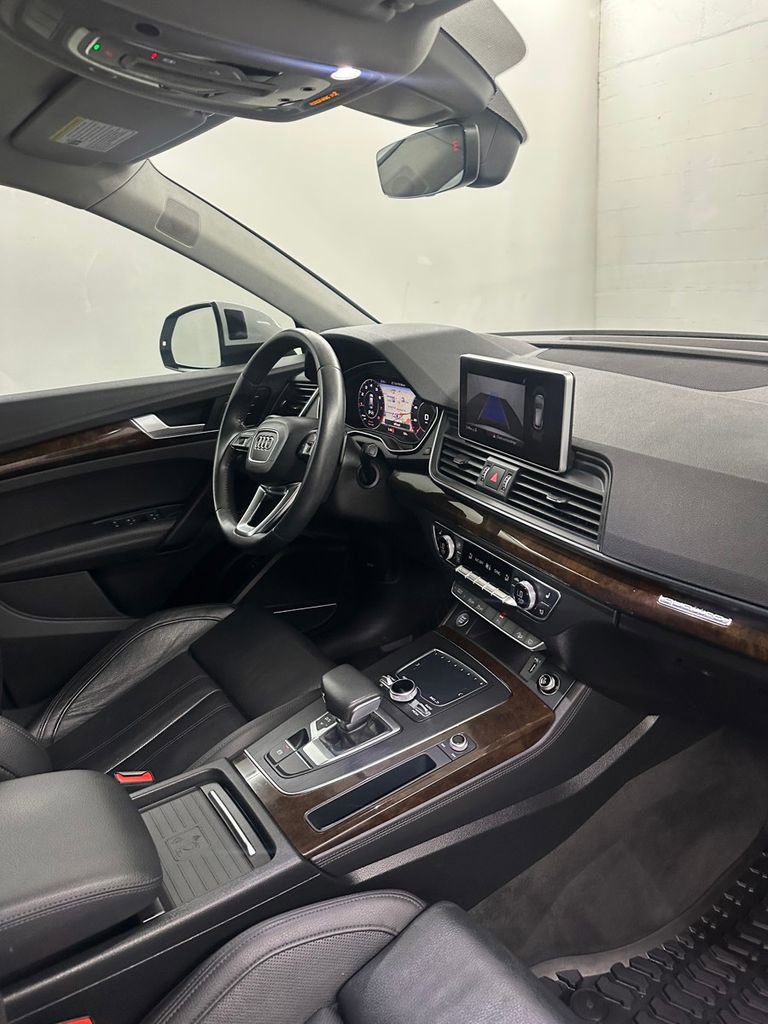 Used 2019 Audi Q5 2.0T Premium Plus w/ Premium Plus Package AWD/4WD image 41