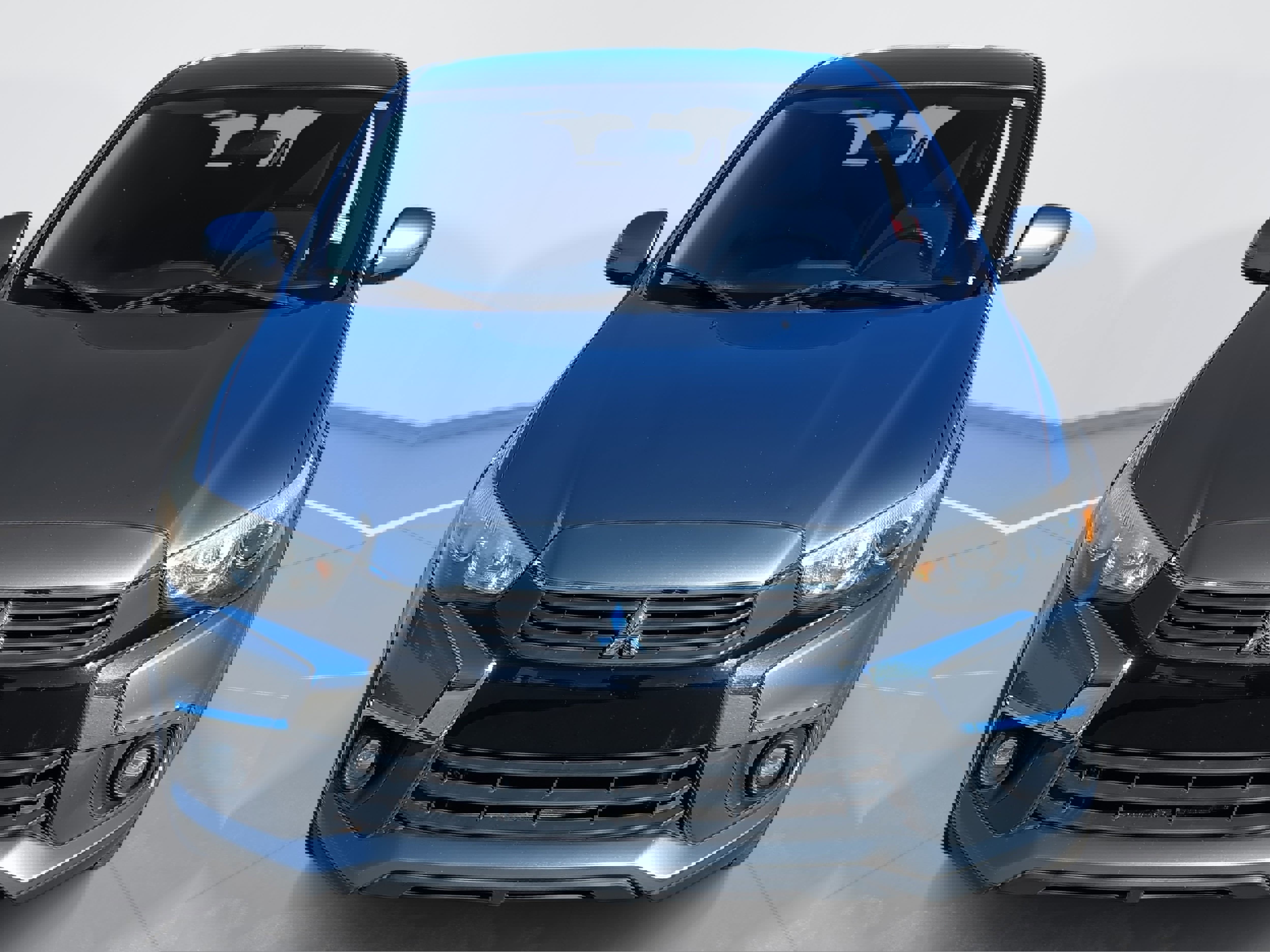 Used 2016 Mitsubishi Outlander Sport ES image 2