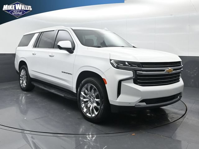 Used 2022 Chevrolet Suburban LT RWD image 1