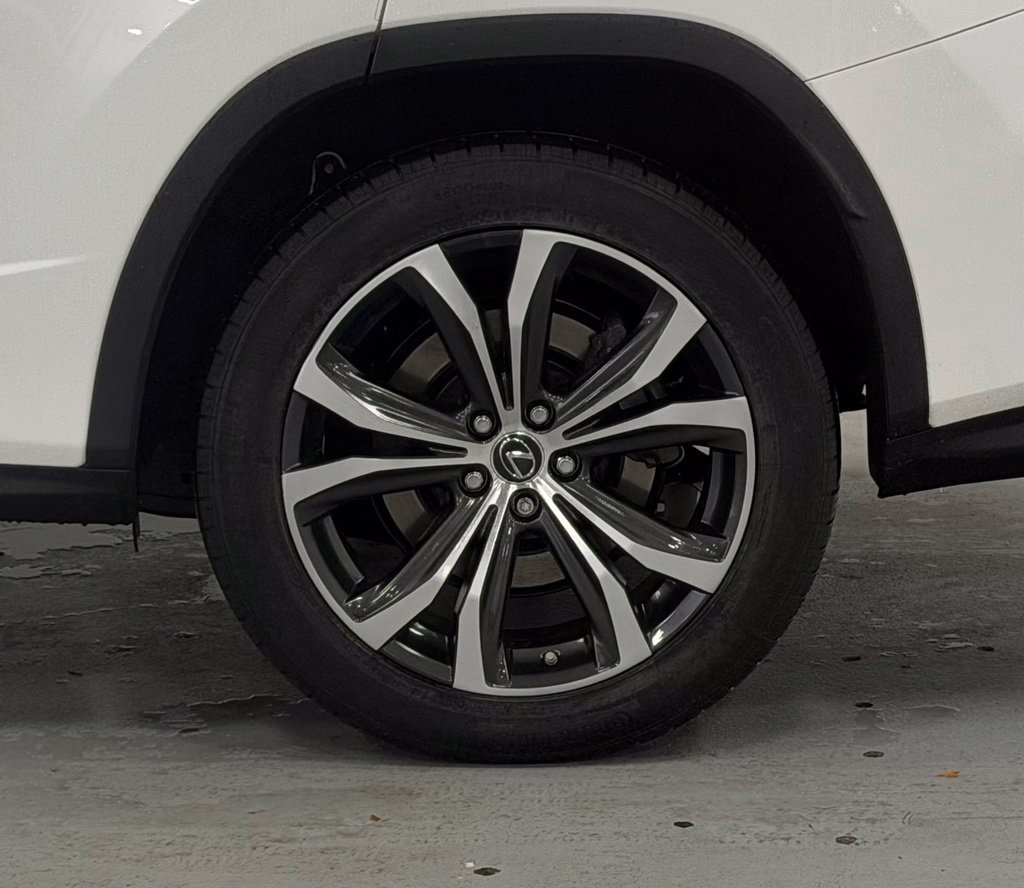 Used 2020 Lexus RX 350L Premium w/ Premium Package AWD/4WD image 8