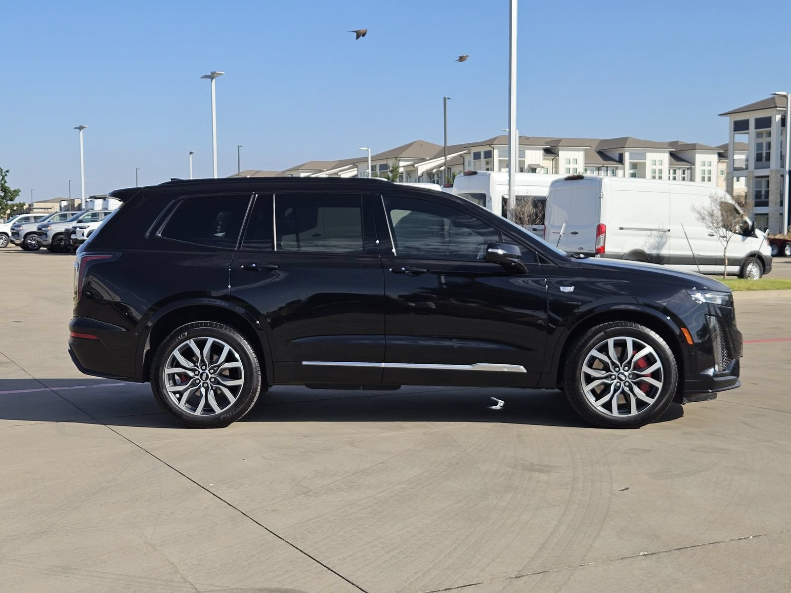 Certified 2022 Cadillac XT6 Sport w/ Technology Package AWD/4WD image 7