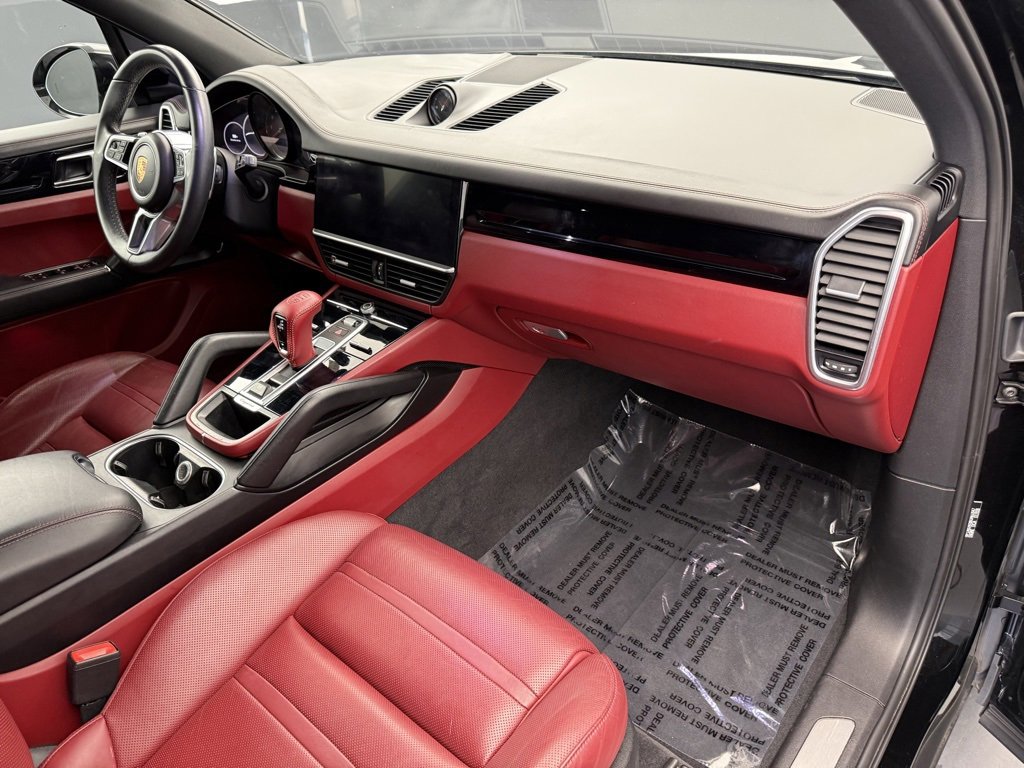 Used 2019 Porsche Cayenne S image 52