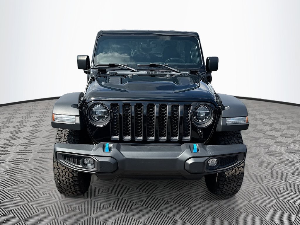 Used 2022 Jeep Wrangler Unlimited Rubicon 4xe w/ Cold Weather Group AWD/4WD image 2