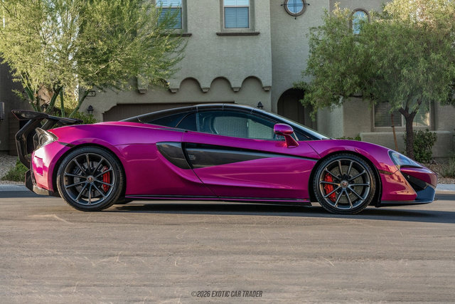 Used 2018 McLaren 570S Spider RWD image 19