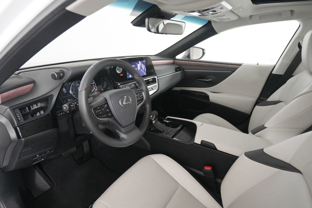 Certified 2025 Lexus ES 350 w/ Premium Package image 10