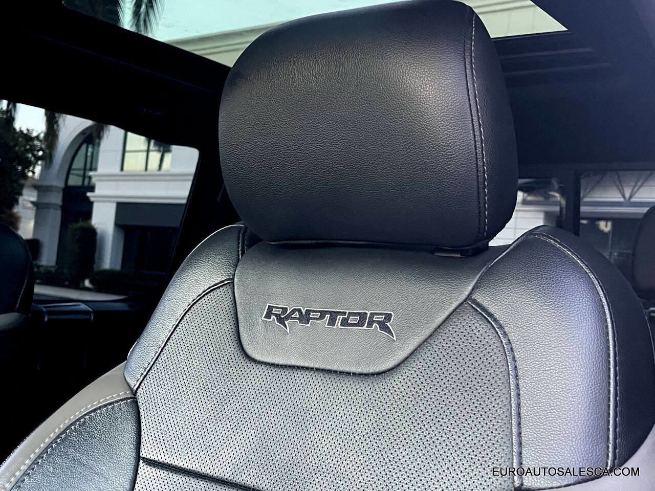 Used 2018 Ford F150 Raptor w/ Equipment Group 802A Luxury image 28