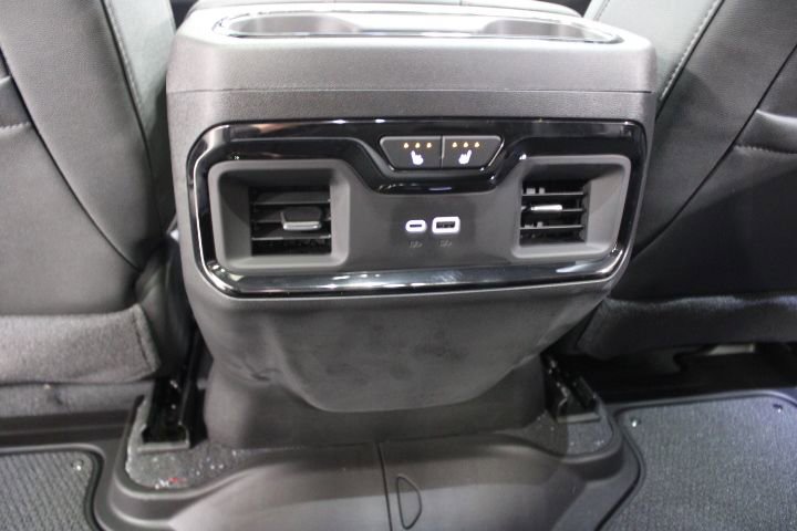 New 2026 GMC Sierra 1500 AT4 w/ AT4 Premium Package image 24