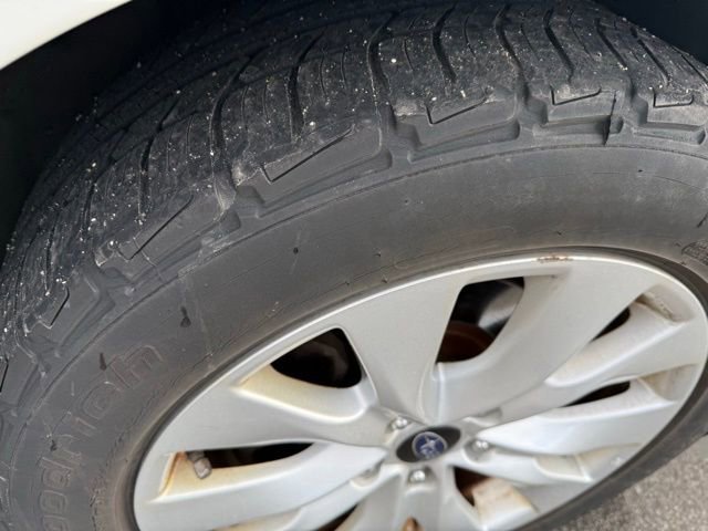 Used 2017 Subaru Legacy 2.5i Premium AWD/4WD image 8