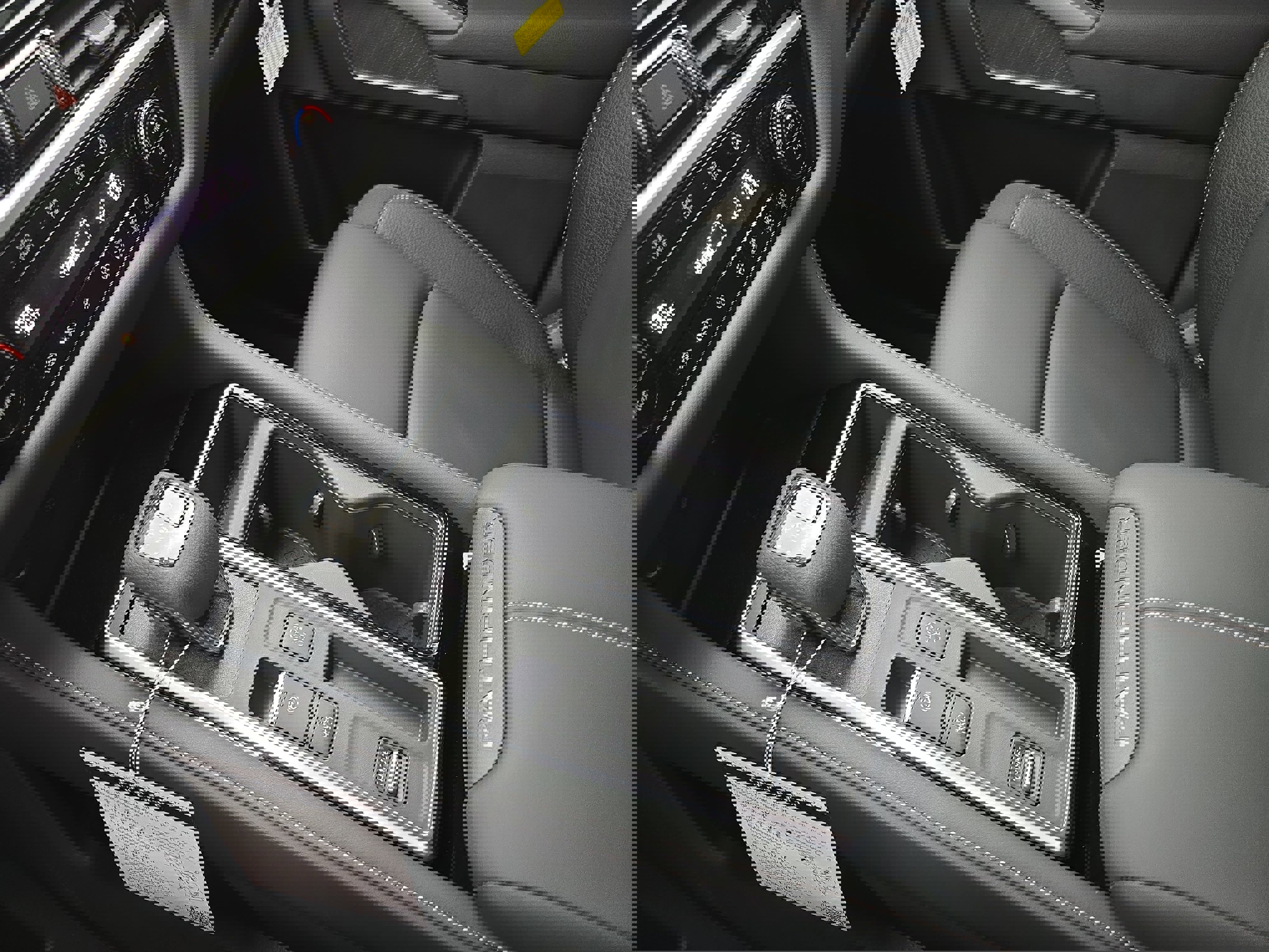 New 2025 Nissan Pathfinder SL image 26