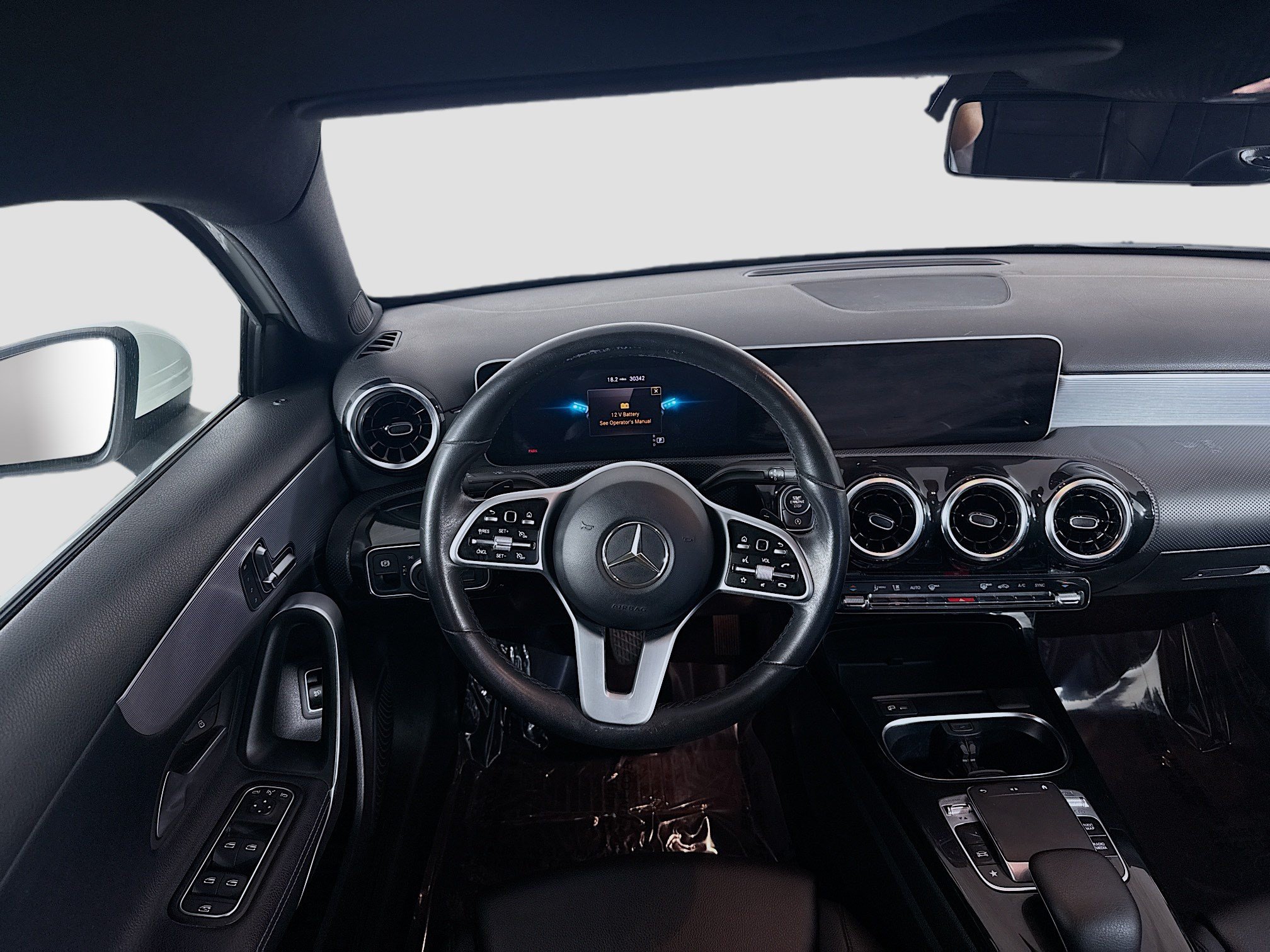 Used 2019 Mercedes-Benz A 220 w/ Premium Package image 17
