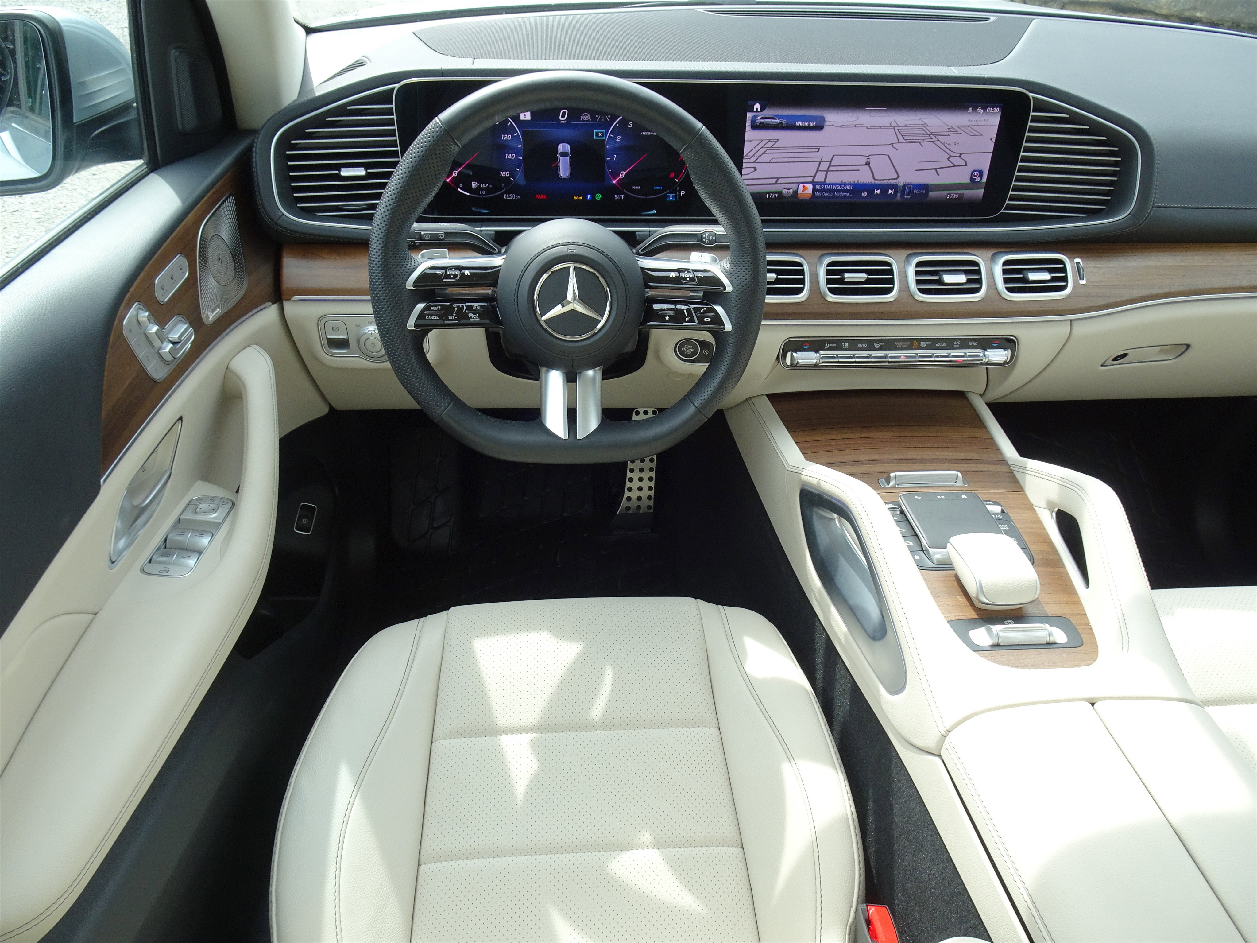 Used 2024 Mercedes-Benz GLS 450 4MATIC image 20