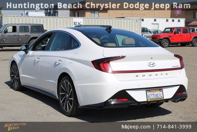 Used 2022 Hyundai Sonata Limited w/ Winter Weather Package image 3