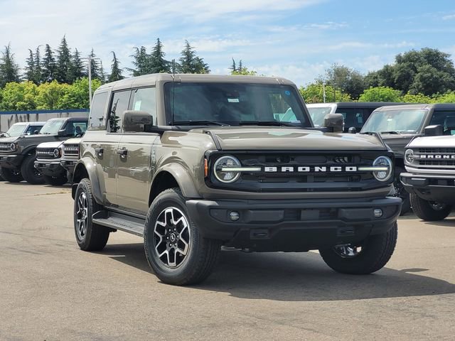New 2026 Ford Bronco Outer Banks