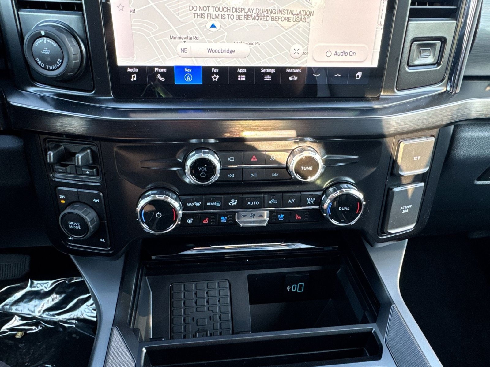 New 2026 Ford F350 Lariat w/ Lariat Ultimate Package AWD/4WD image 24