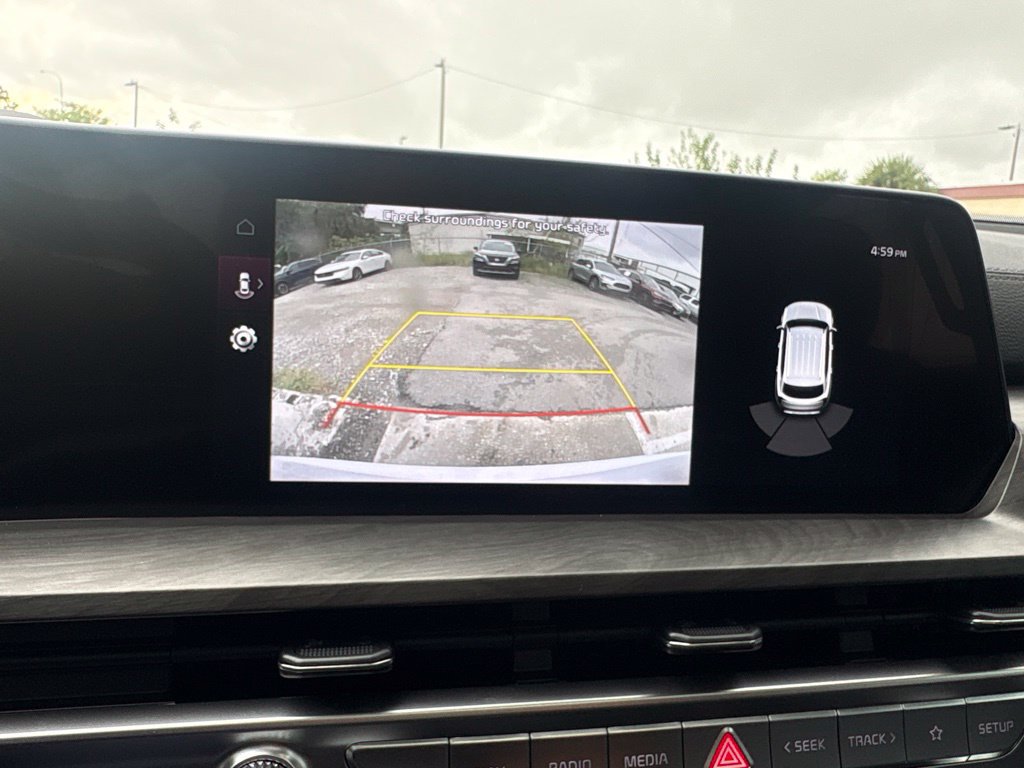 Used 2025 Kia Telluride AWD image 28