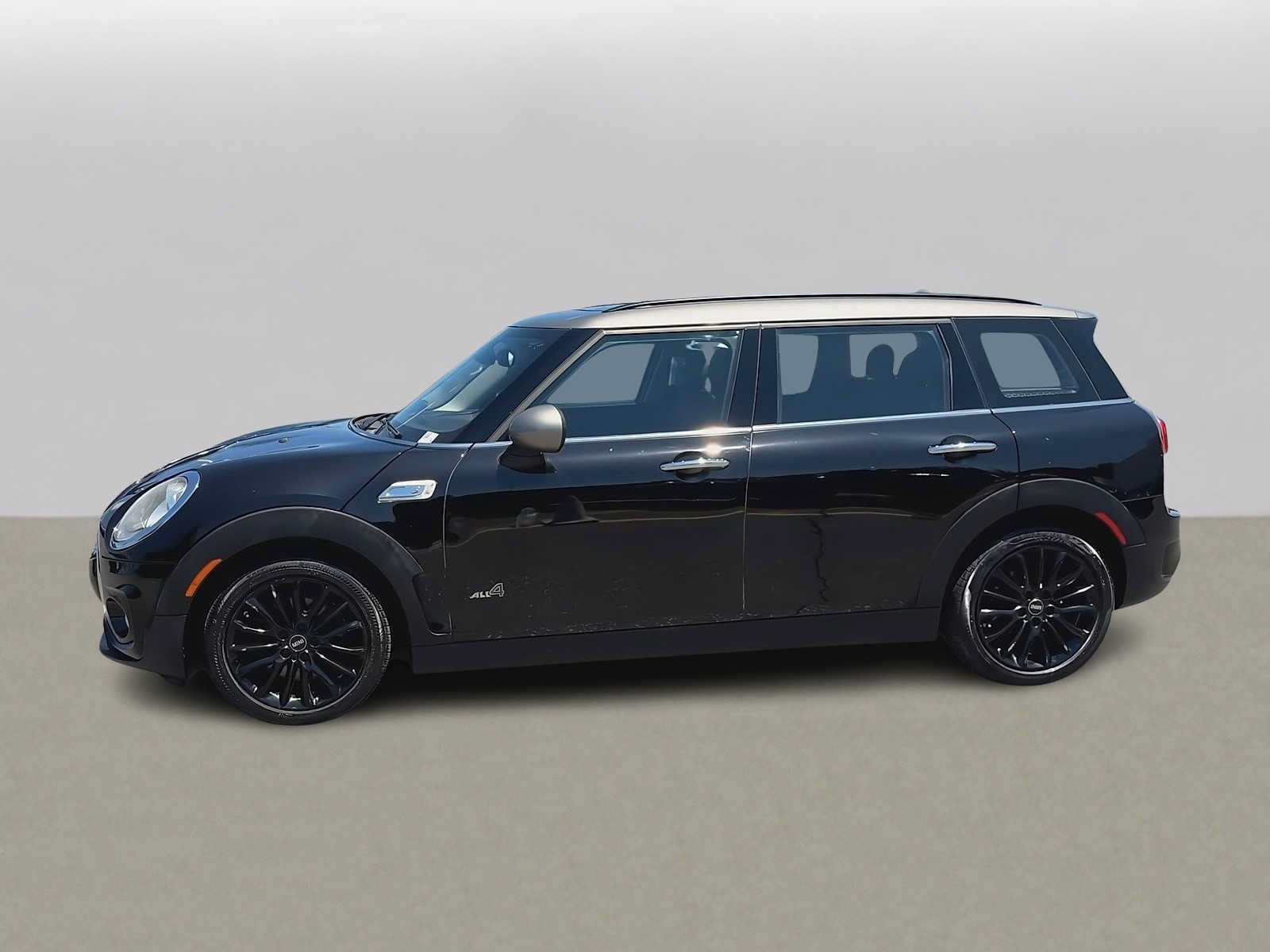 Used 2017 MINI Cooper Clubman S AWD/4WD image 5